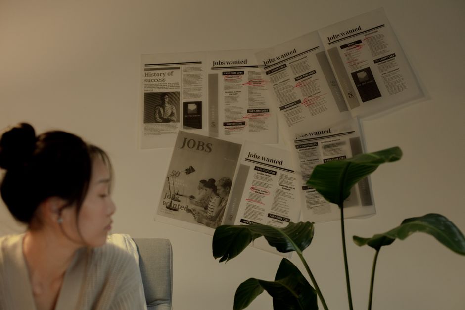 2026년 7월 경제 뉴스 — 대출 연체율 최고치·생산자물가 보합·부동산 토론회 총정리 — Photo by Ron Lach on Pexels