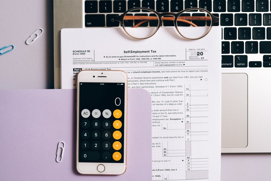Capital Gains Tax Basics: Short-Term vs Long-Term — Photo by Leeloo The First on Pexels