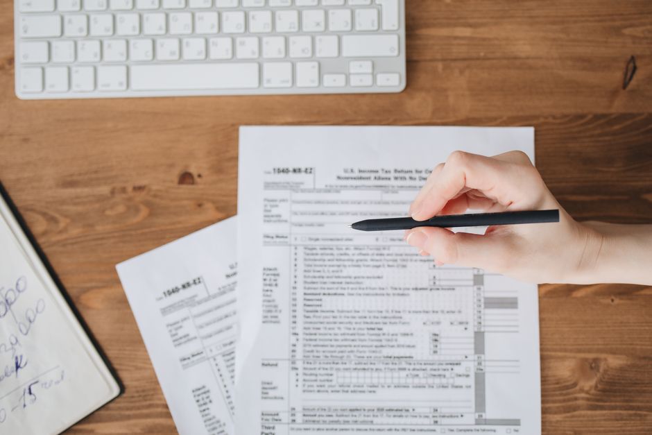Estimated Quarterly Taxes for Freelancers: Who, When & How — Photo by Polina Tankilevitch on Pexels
