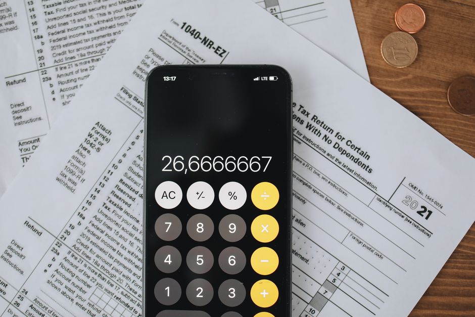 Tax Credits vs Tax Deductions: What Saves You More — Photo by Polina Tankilevitch on Pexels