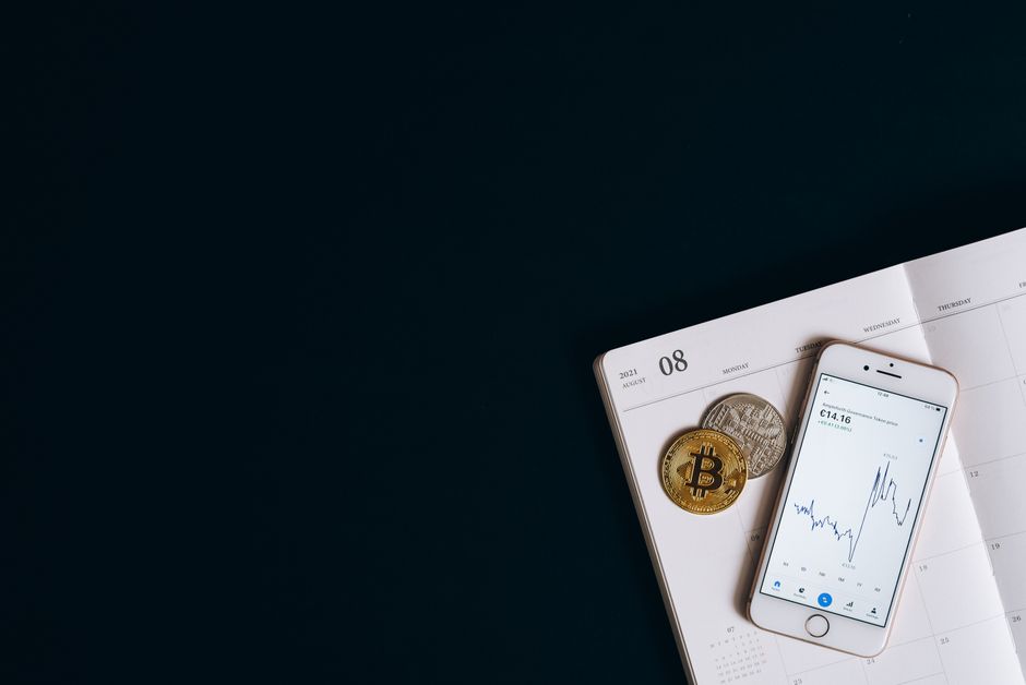 Iran Pause, Fed Pressure & Big Earnings: Markets in Focus (Aug 2026) — Photo by Leeloo The First on Pexels